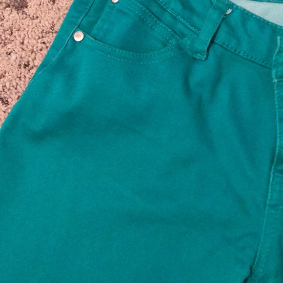green jeans - Picture 2 of 2